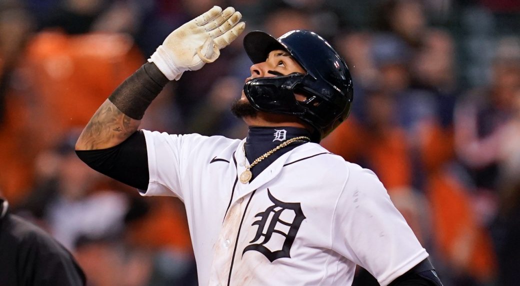 MLB Roundup: Baez's Late Homer Lifts Tigers Past Red Sox, Orioles Grab ...