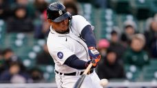 Miguel Cabrera gets to 2,999 hits in Tigers&#8217; loss to Yankees