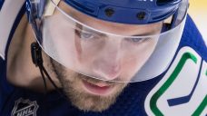 Canucks&#8217; Dickinson looks to salvage &#8216;garbage season&#8217; with playoff push