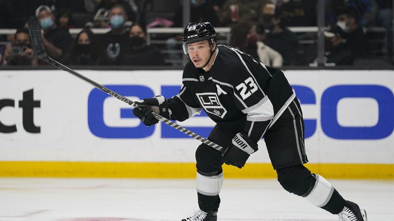 Former Los Angeles Kings player Dustin Brown goes after the puck during the second period of an NHL hockey game against the Pittsburgh Penguins. (Jae C. Hong/AP)