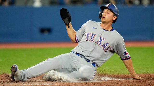 Red Sox and Mets have game suspended by rain with New York leading