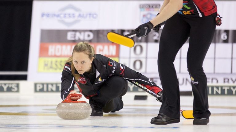 Rachel Homan shoots a stone during the fifth draw of the Princess Auto Players' Championship on April 13, 2022, at Toronto's Mattamy Athletic Centre. (Anil Mungal)