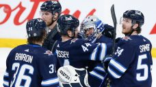 Eric Comrie earns first career shutout as Jets blank Flyers