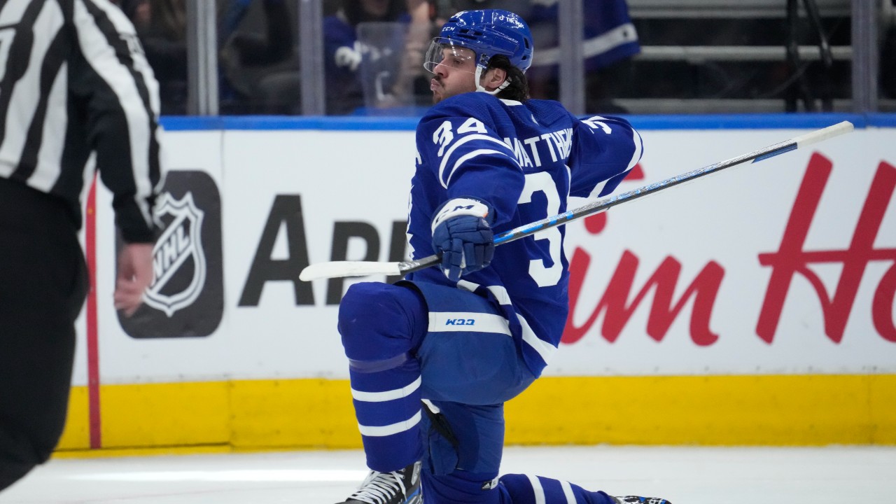 Auston Matthews: Maple Leafs learned of star's incident via Twitter