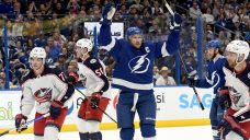 Stamkos has first 100-point season, Lightning top Blue Jackets