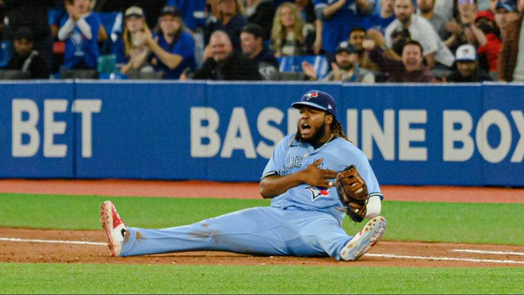 After MLB debut, Jays rookie Tellez has emotional late-night