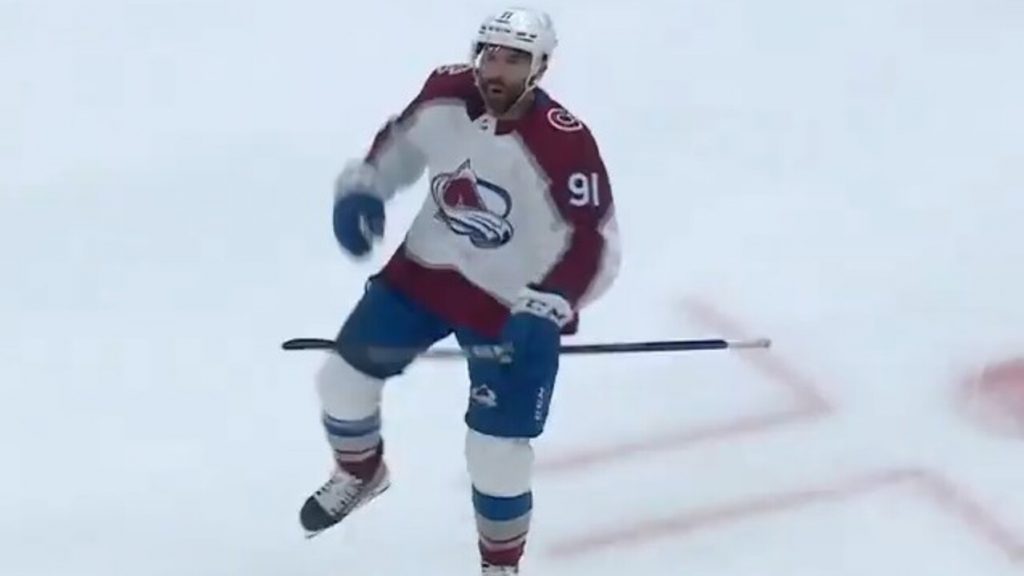 Gotta See It: MacKinnon completes hat trick with unbelievable