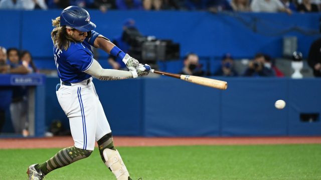 Usually, when I talk to myself, nobody talks back” - Toronto Blue Jays  pitcher Alek Manoah entertains MLB fans worldwide with his commentary while  pitching in MLB All-Star Game