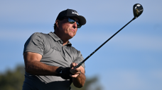 New biography reveals Mickelson had $40 million in gambling losses