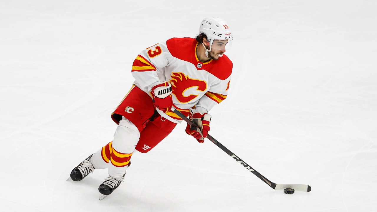 Mangiapane earns raise with Flames, avoids salary arbitration