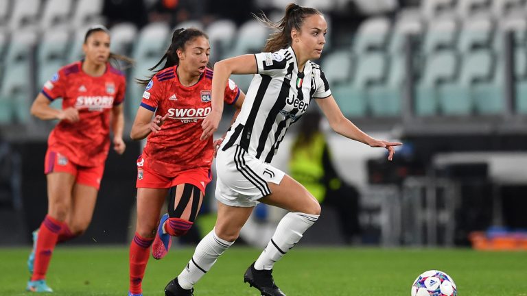 TURIN, ITALY - MARCH 23: Julia Grosso of Juventus in action against Selma Bacha of Olympique Lyon during the UEFA Women's Champions League Quarter Final First Leg match between Juventus and Olympique Lyon at Allianz Stadium on March 23, 2022 in Turin, Italy. (Photo by Valerio Pennicino/Getty Images)