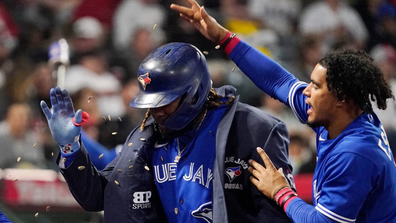 Shohei Ohtani bested by bestie Vladimir Guerrero Jr., Blue Jays