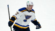 Blues&#8217; Torey Krug leaves Game 3 with lower-body injury