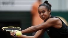 Canada&#8217;s Fernandez and Auger-Aliassime advance to fourth round at French Open