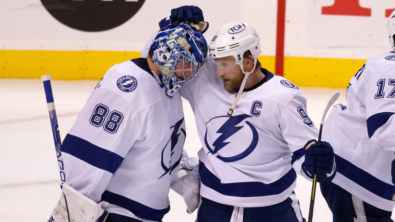 Vasilevskiy, Tampa Bay top Carolina 2-1 for 2-0 series lead