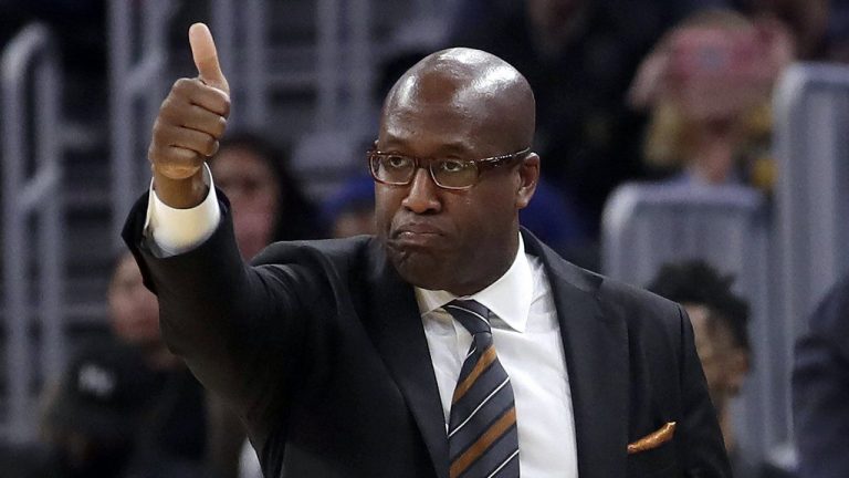 Golden State Warriors assistant coach Mike Brown gestures during an NBA basketball game against the Portland Trail Blazers in San Francisco, Nov. 4, 2019. The Sacramento Kings have agreed to hire Brown as their new head coach. A person familiar with the decision confirmed on Sunday, May 8, 2022, that Brown will take over the franchise with the longest playoff drought in NBA history. The person spoke on condition of anonymity because the team had not announced the hiring. (Jeff Chiu/AP)