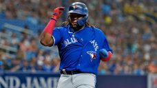 Blue Jays&#8217; Schneider on Guerrero Jr.: &#8216;He&#8217;s really, really close&#8217; to breaking out