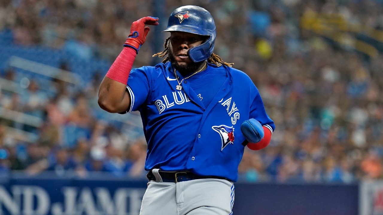 John Schneider on Vladimir Guerrero Jr. being picked off: 'That can't  happen