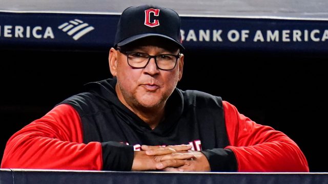 Cleveland Guardians Manager Terry Francona's final home game before  retirement