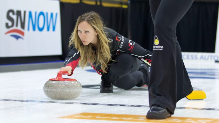 Rachel Homan shoots a stone during the third draw of the KIOTI Tractor Champions Cup on May 3, 2022, at the Olds Sportsplex in Olds, Alta. (Anil Mungal)