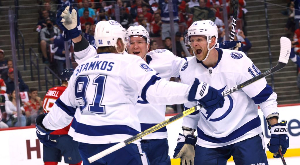 Lightning's 'contagious' blue-collar approach a winning formula vs. Panthers