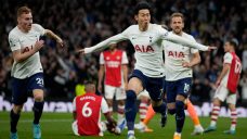 Tottenham beats Arsenal 3-0 to tighten race for CL spot