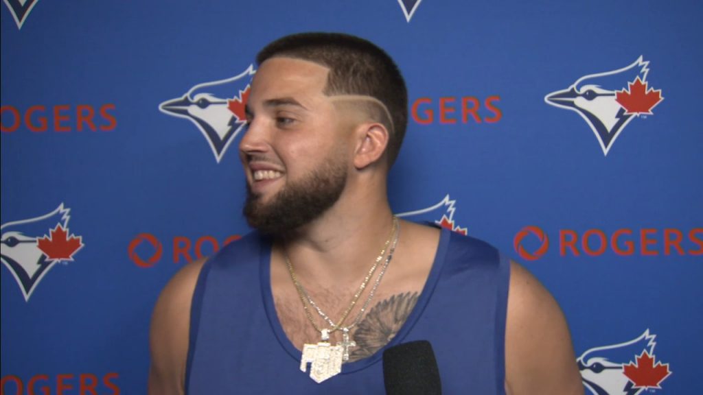 Buffalo Bills Players Wear 3 Pendants to Honor Recovering Damar