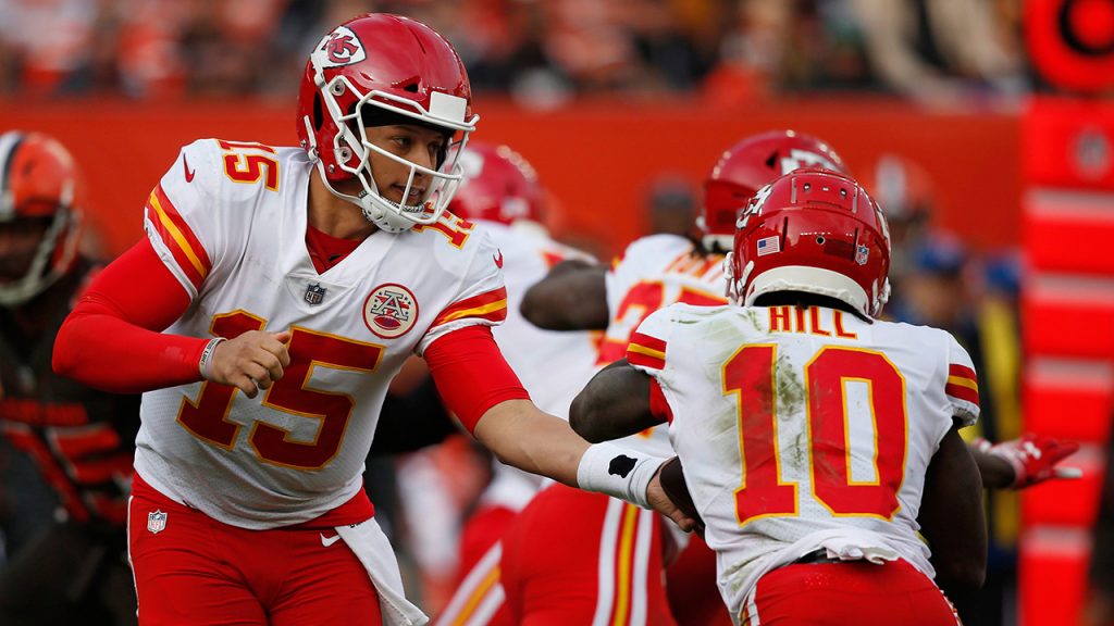 Patrick Mahomes' slide burns Chiefs bettors with Taylor Swift