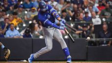 Blue Jays&#8217; Gurriel Jr. to undergo MRI after exiting game with hamstring discomfort