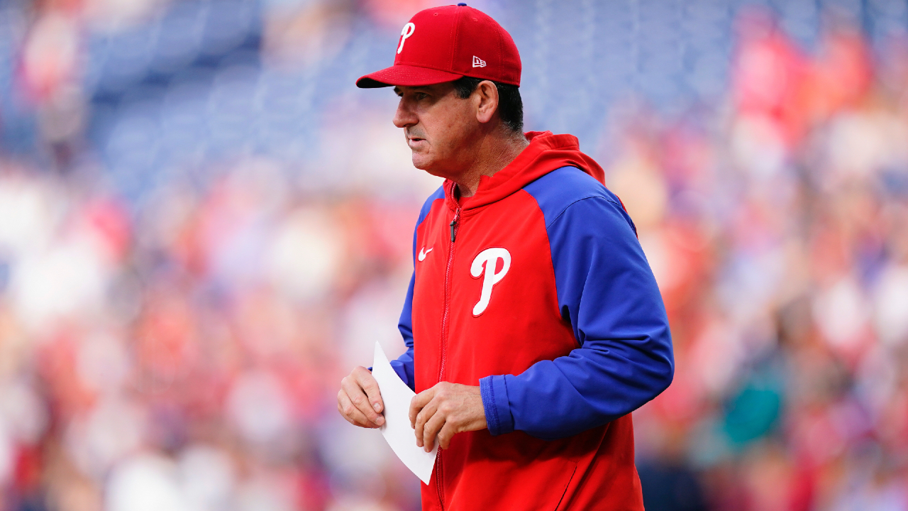 Phillies manager Thomson ejected after pitch clock doesn't reset