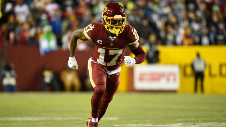 Washington Football Team wide receiver Terry McLaurin (17) running on the field against the Seattle Seahawks during the first half of an NFL football game, Monday, Nov. 29, 2021, in Landover, Md. (Mark Tenally/AP)