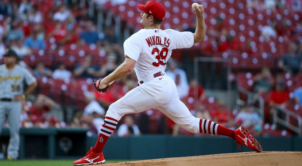Mikolas' no-hit bid broken up with two outs in 9th as Cardinals beat Pirates