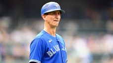 Blue Jays 1B coach Budzinski to step away from team after death of daughter