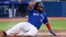 Blue Jays fall to Cardinals as front office mulls trade deadline options