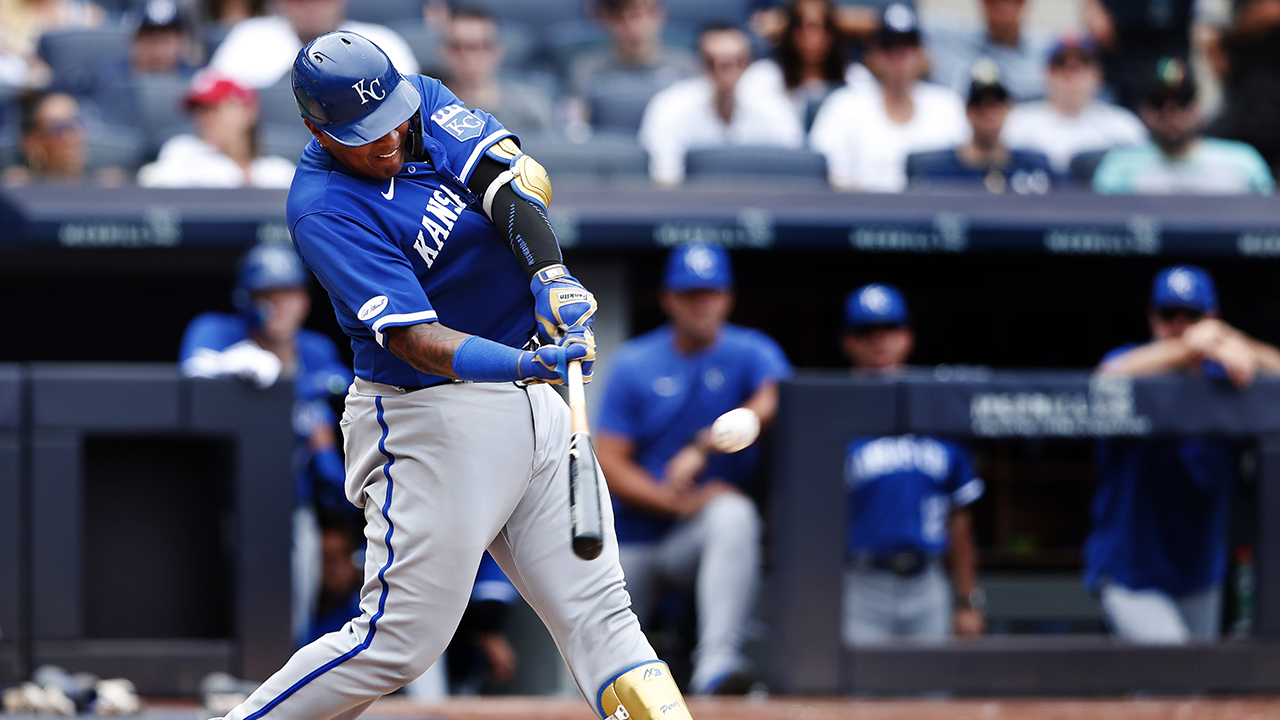 Royals' Salvador Perez homers vs Yanks in return from injury - The