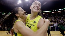 Stewart helps Storm beat Mystics, clinch seventh consecutive playoff berth