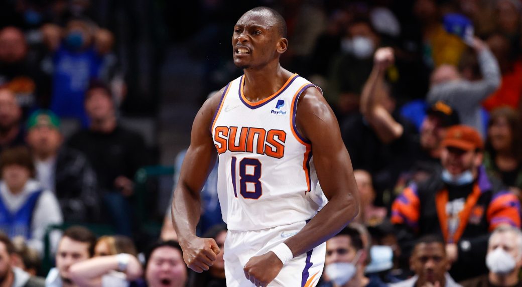 Suns sign Bismack Biyombo for rest of the season
