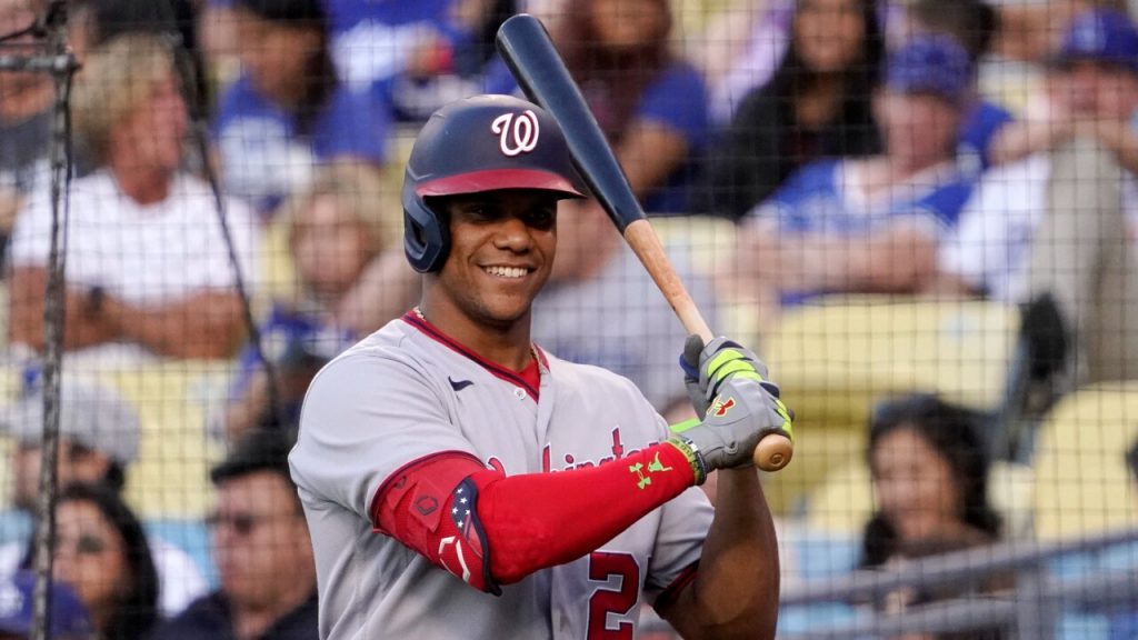 Juan Soto CRUSHES Home Runs & Displays Vicious Bat Speed in