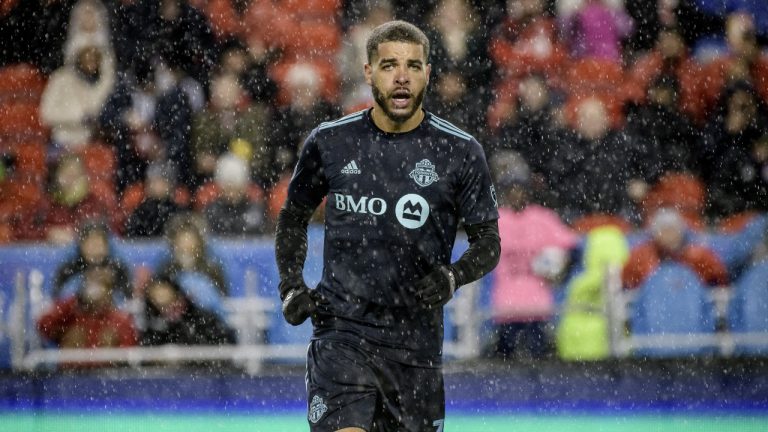 Toronto FC forward Jordan Hamilton (7) runs down field during second half MLS soccer action against the Minnesota United in Toronto on Friday, April 19, 2019. (Christopher Katsarov/CP)