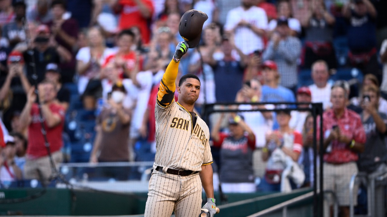 Josh Bell gets a standing ovation, 08/12/2022