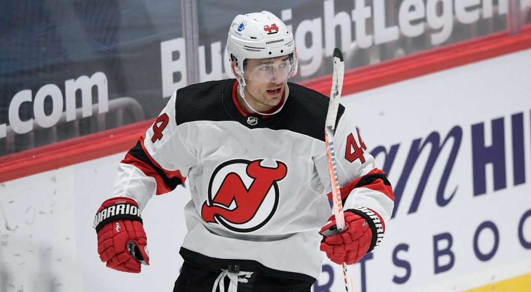 New Jersey Devils Free Agent Miles Wood signs with Colorado