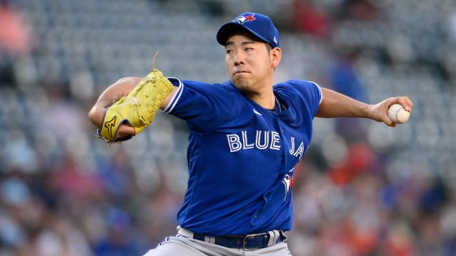 Blue Jays avoid arbitration with 8 players, including Jordan