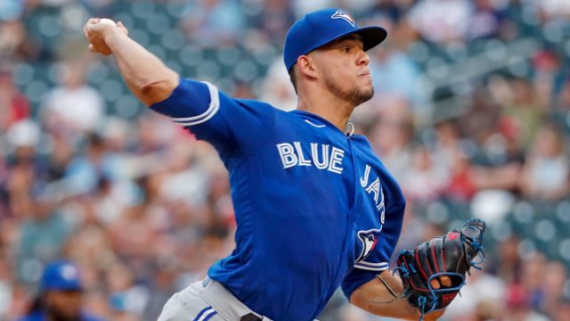 St. Petersburg, FL. USA; Toronto Blue Jays second baseman Santiago Espinal  (5) catches a pop fly to the infield for the out during a major league bas  Stock Photo - Alamy