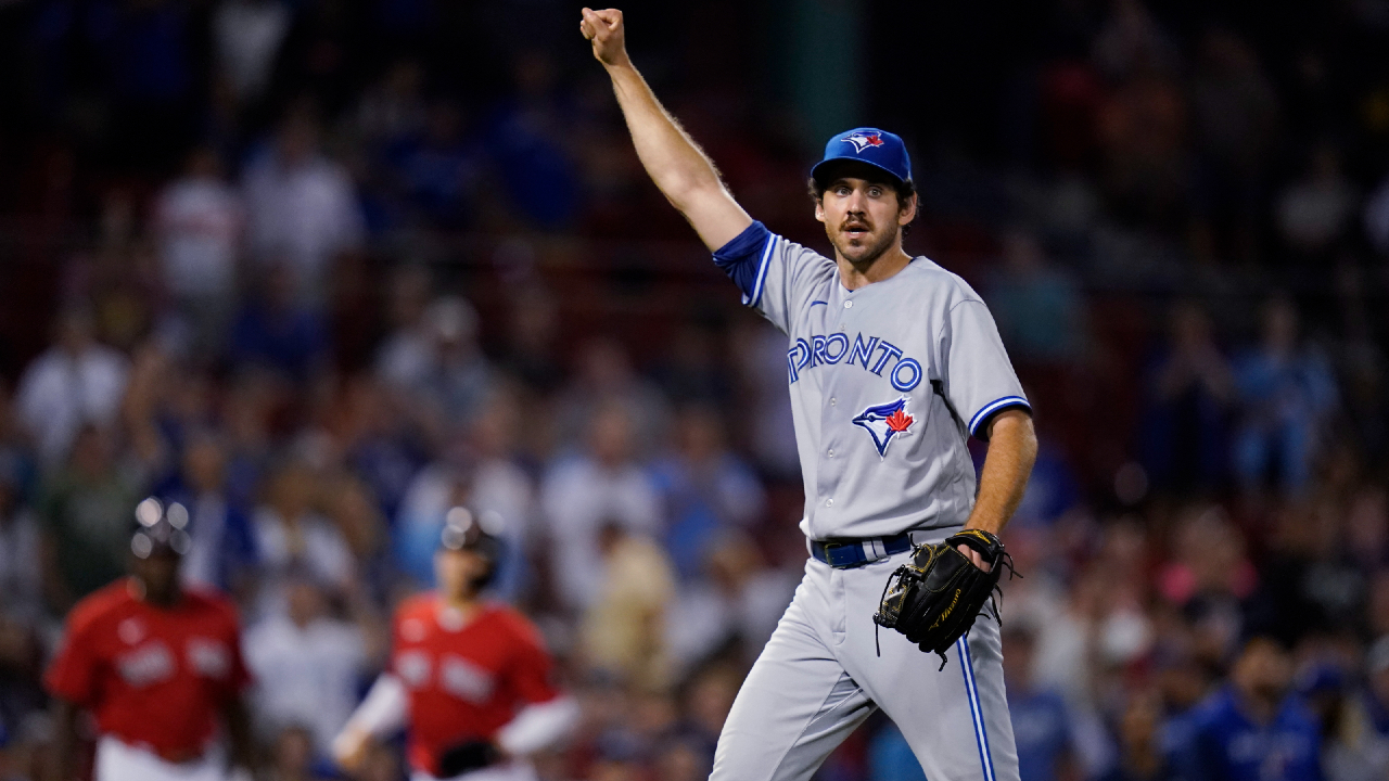 Chapman's 9th-inning double lifts Blue Jays over Red Sox 3-2 for 3