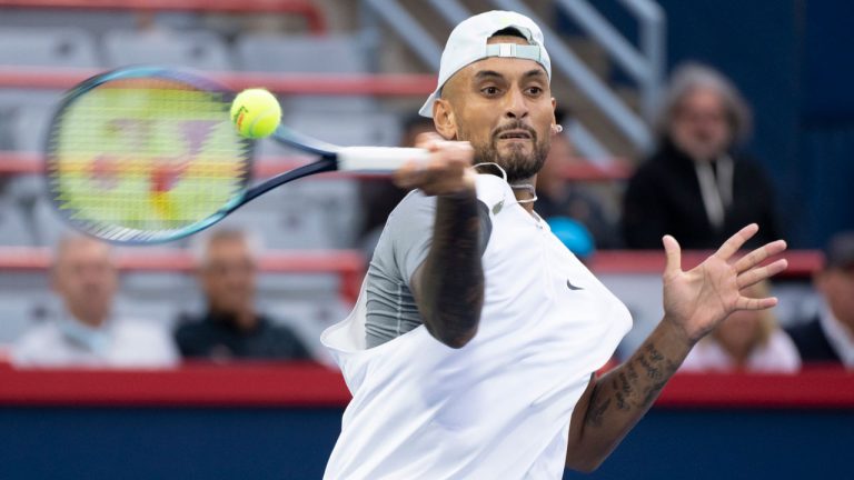 Nick Kyrgios, of Australia, returns to Sebastian Baez, of Argentina, during first round of play at the National Bank Open tennis tournament. (Paul Chiasson/CP)