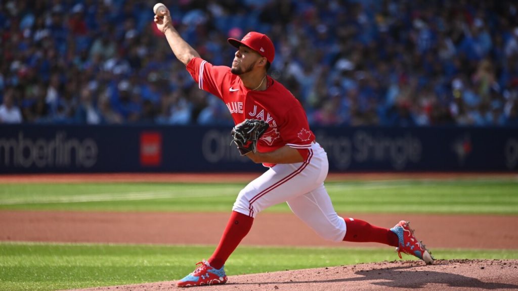 Rougned Odor fills Rogers Centre with ODOR (Offense, Defense, more