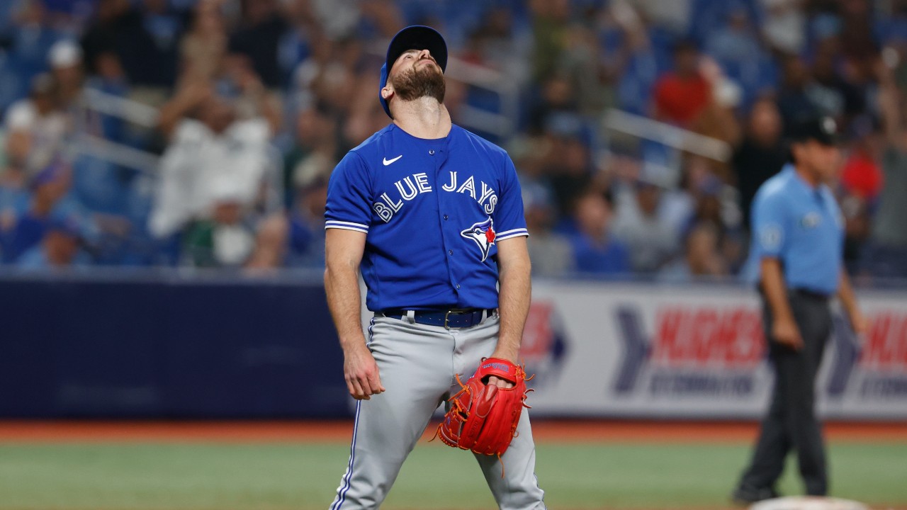 Estrada flirts with no-hitter as Jays take 3rd straight from Mariners