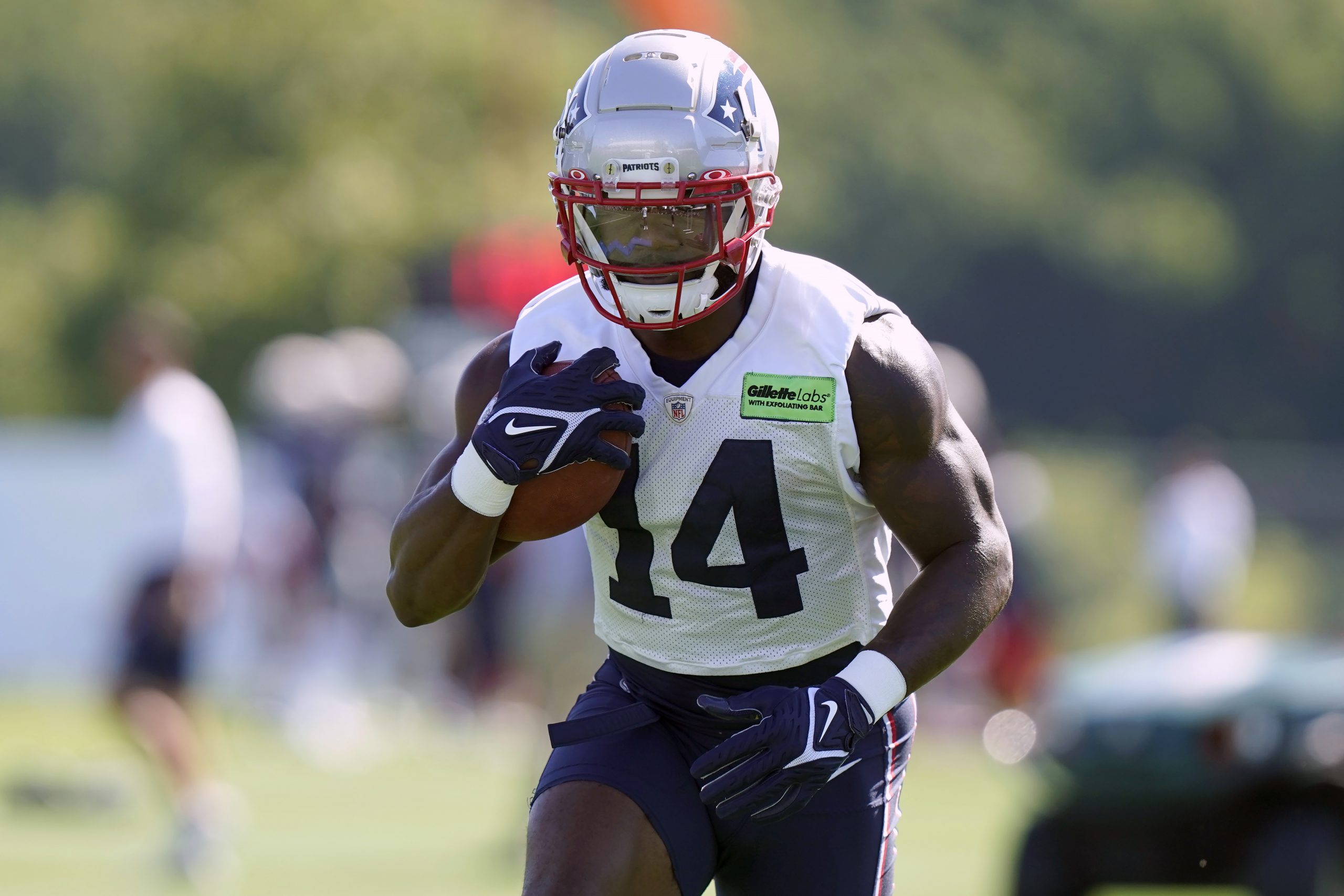 Report: Patriots sign WR Lil'Jordan Humphrey to 1-year deal