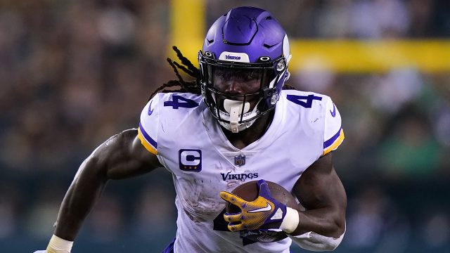 Vikings Drop 2 More Players to Round out Monday's Cuts