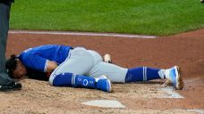 X-rays negative for Blue Jays&#8217; Espinal after 2B hit in hand by pitch